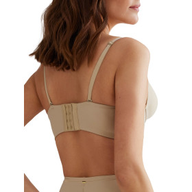 Soutien-gorge préformé décolleté profond Curves