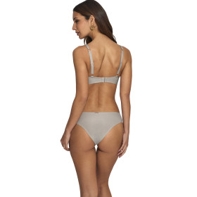 Soutien-gorge triangle préformé sans armatures One